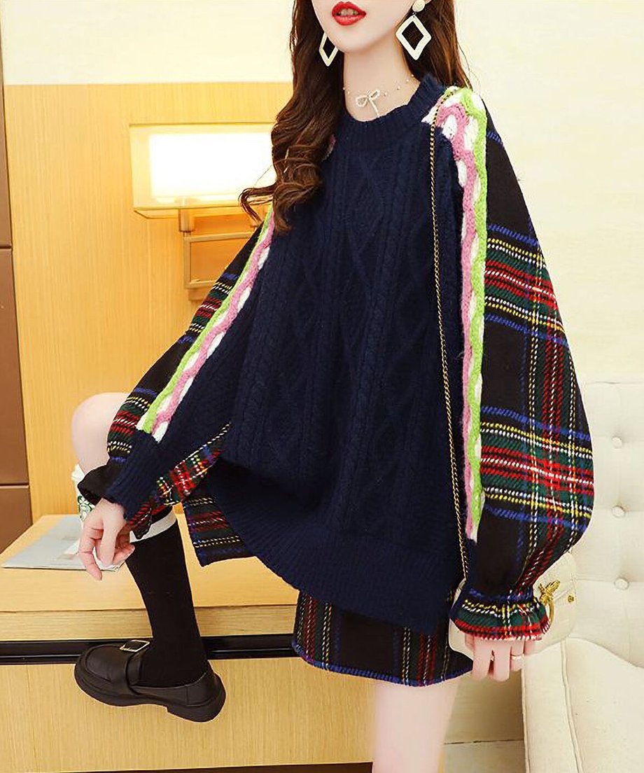 Back Plaid Cable Sweater