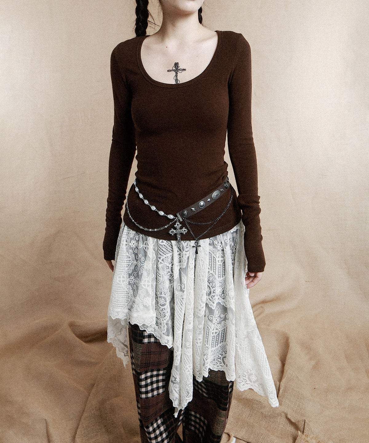 Oval-neck Top