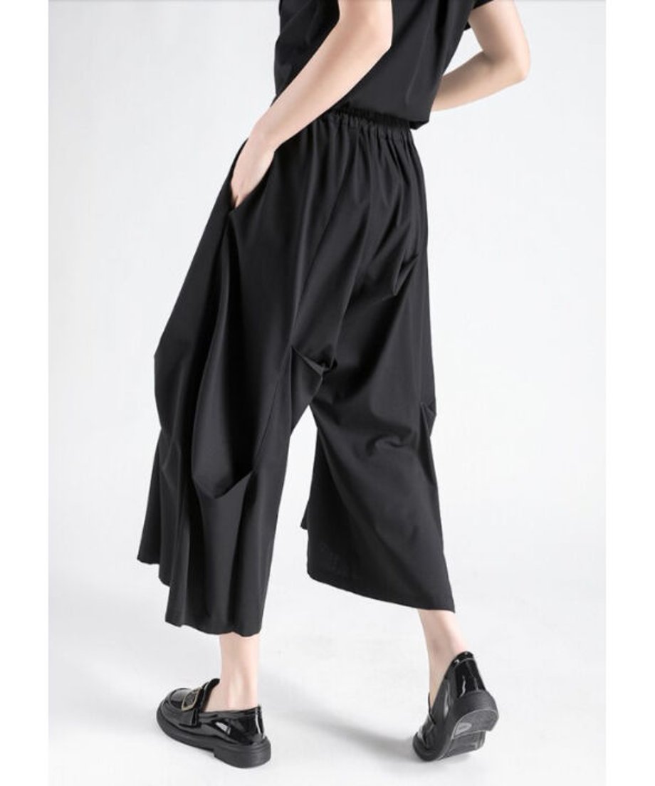 Tucking Wide Pants