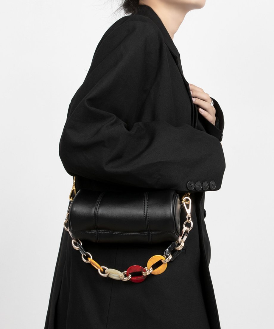 Color Chain Barrel Bag