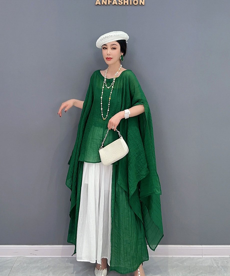 Contrast Flow Skirt