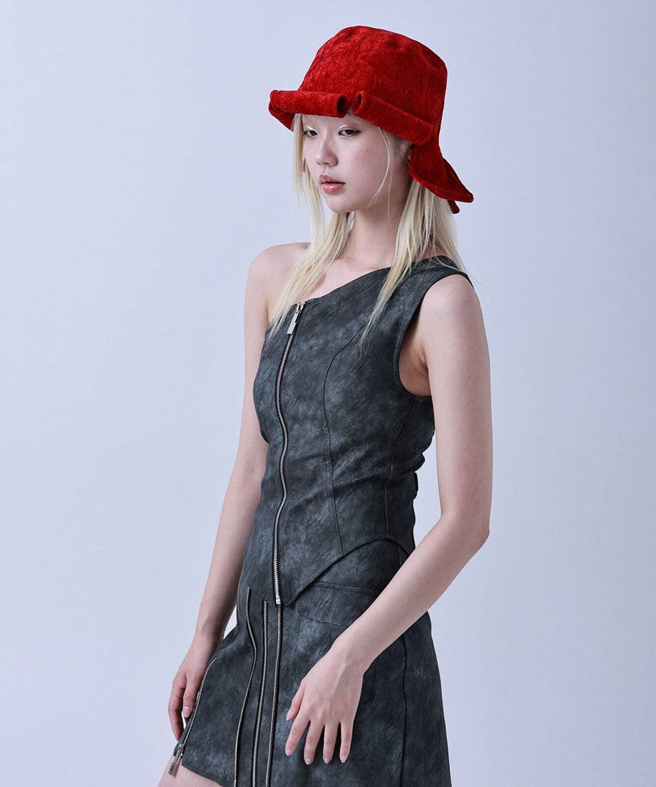 Roll Up Tulip Hat