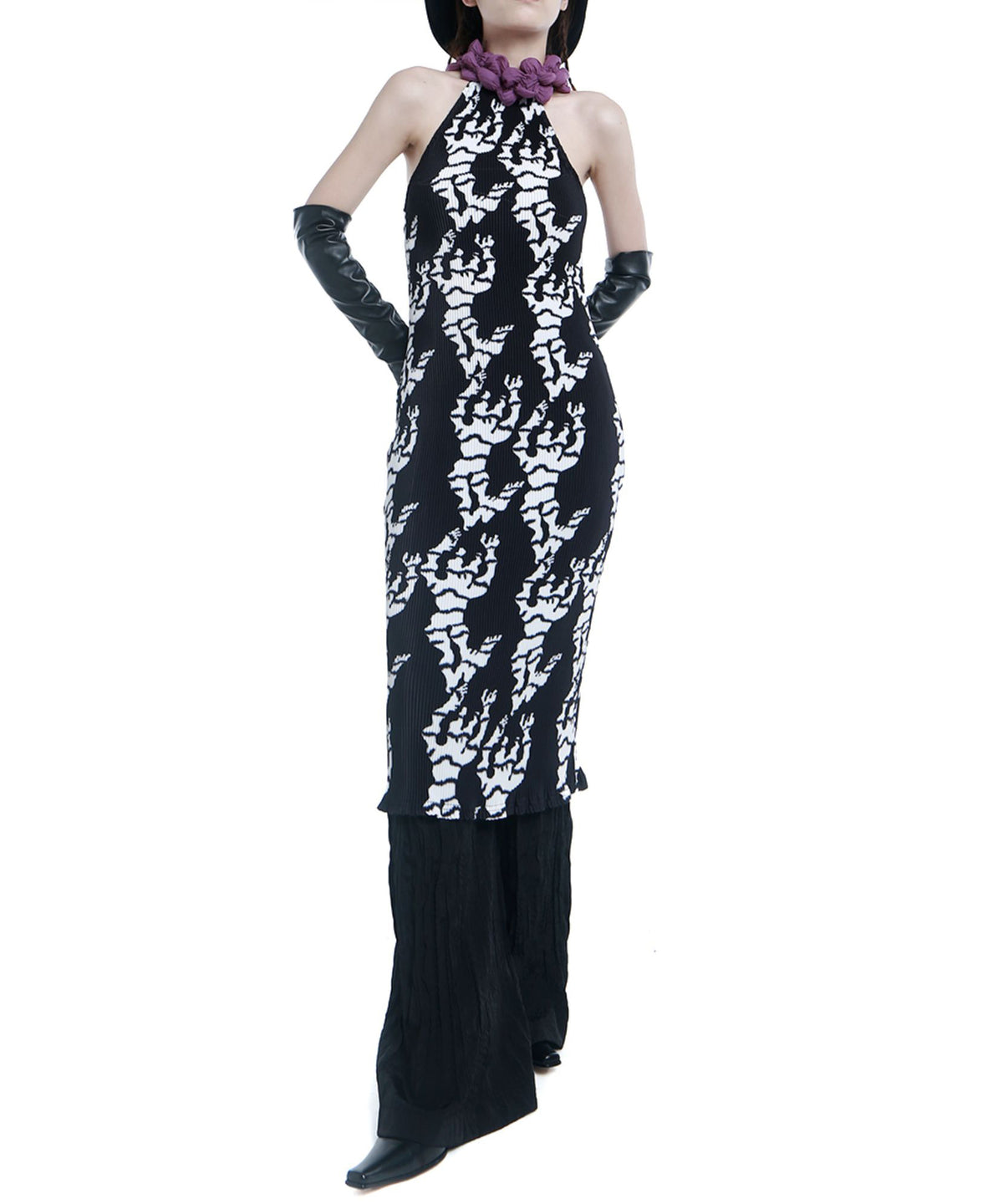 Three-dimensional Pleate-neck Dress