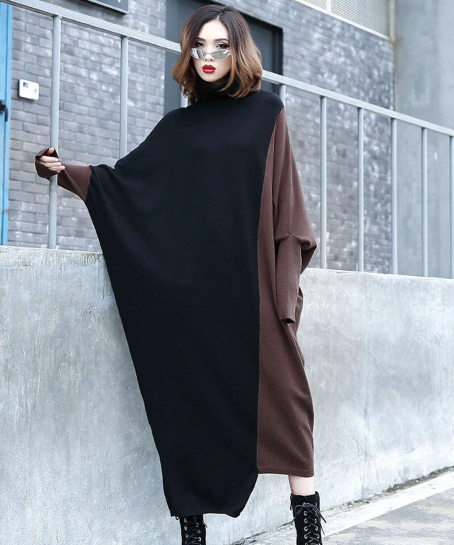 Bicolor Batwing Knit Dress