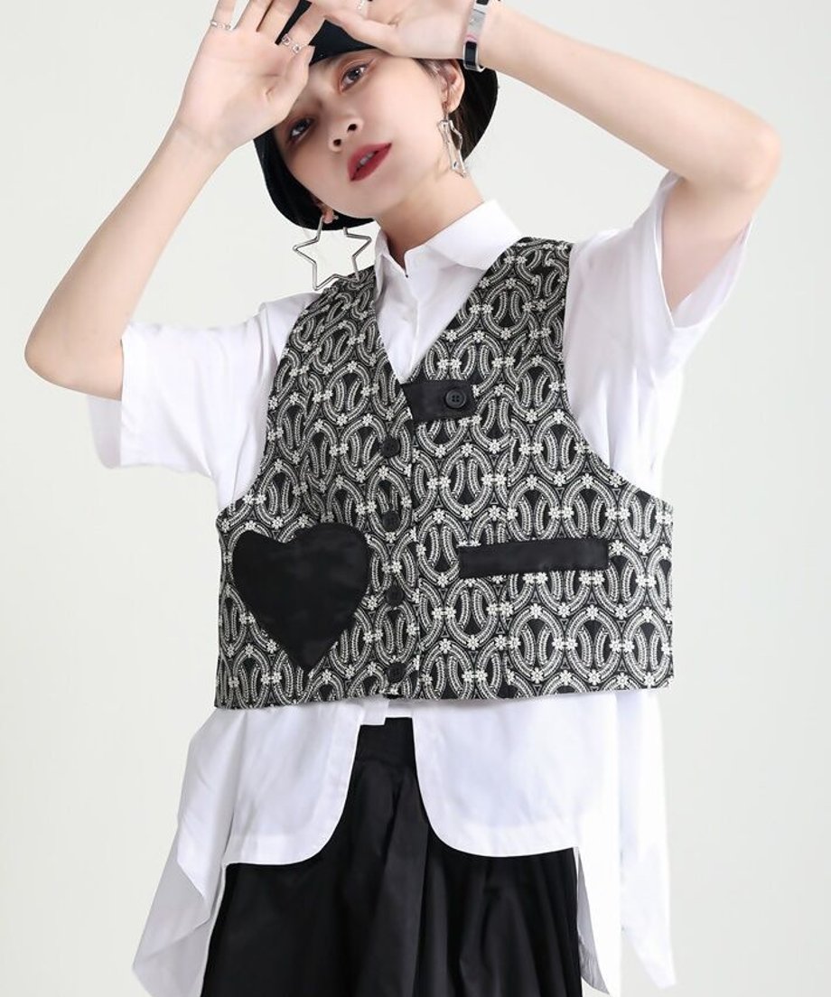 Heart Pocket Jacquard Vest