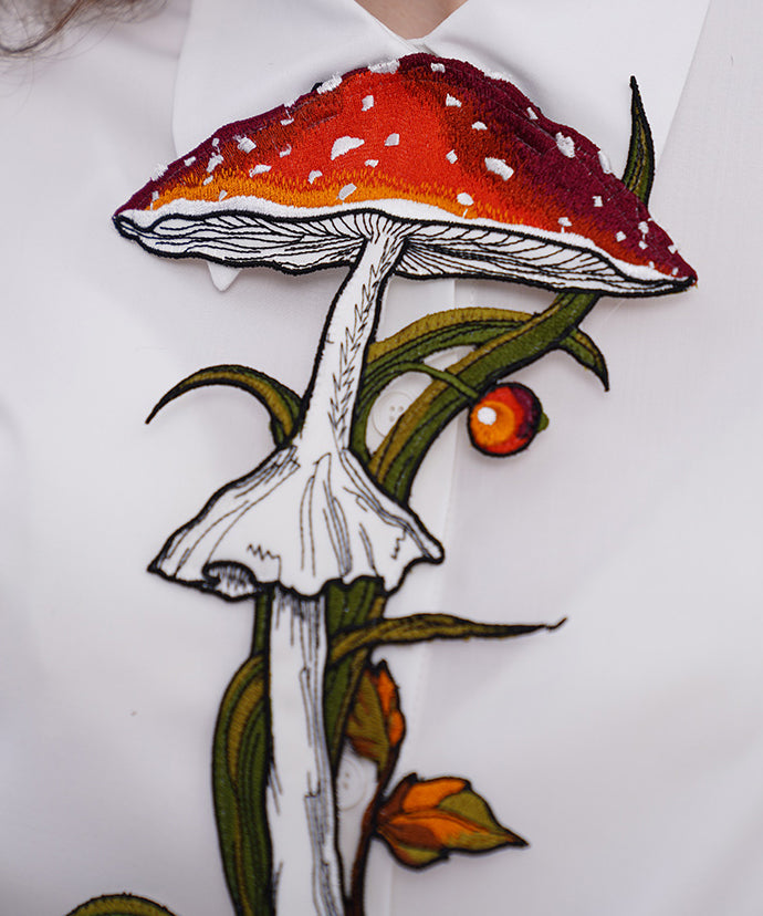 Mushroom Berry Tie