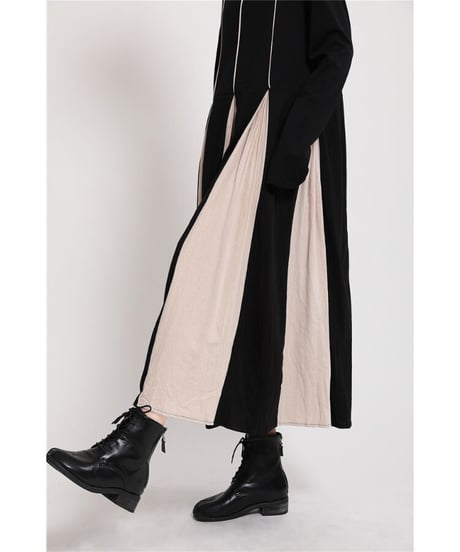 Bi-color Flare Zip Dress