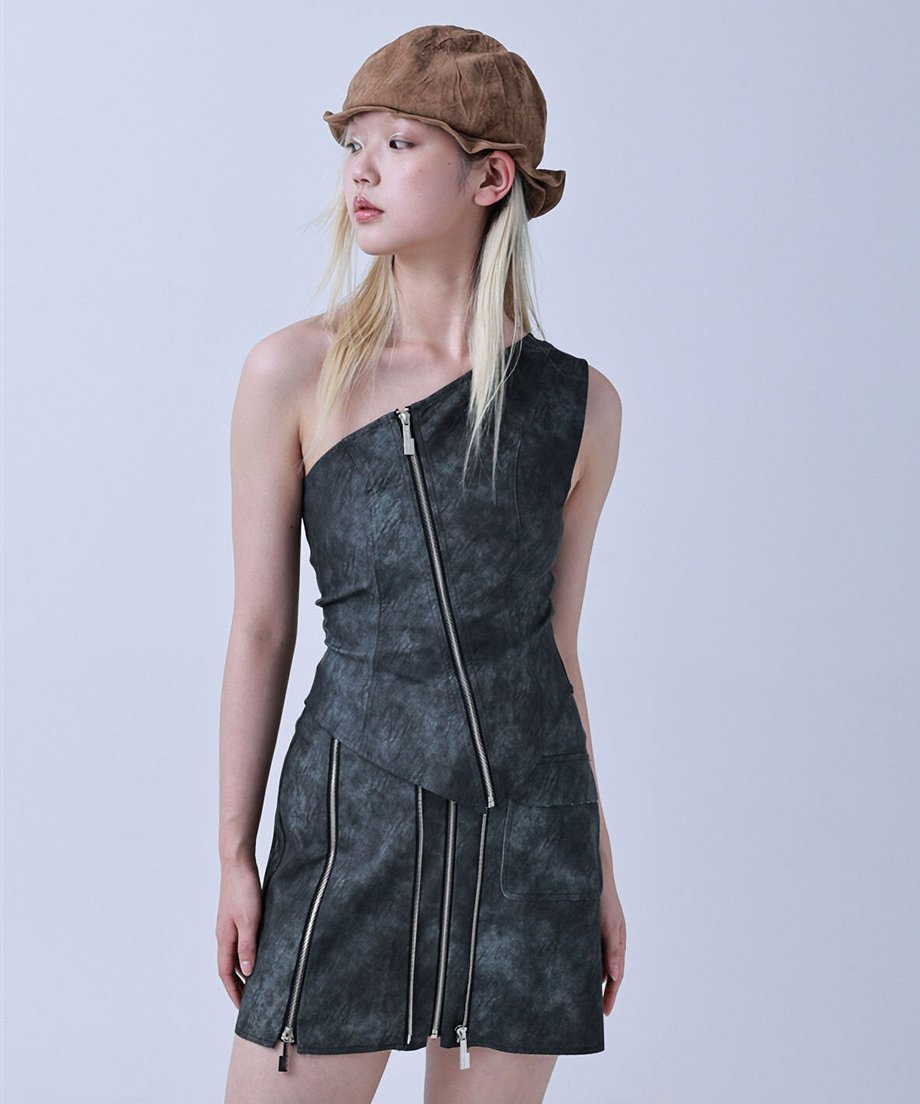 Velvet Wave Ribbon Hat