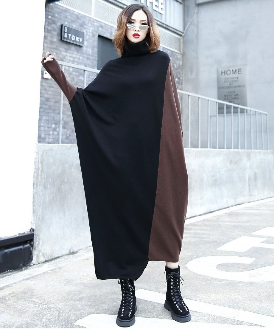 Bicolor Batwing Knit Dress