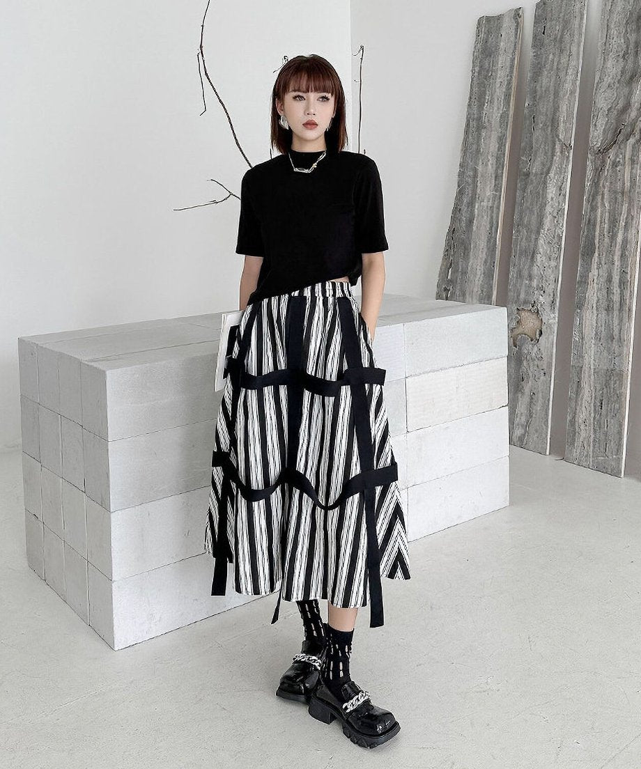String Ribbon Flare Skirt