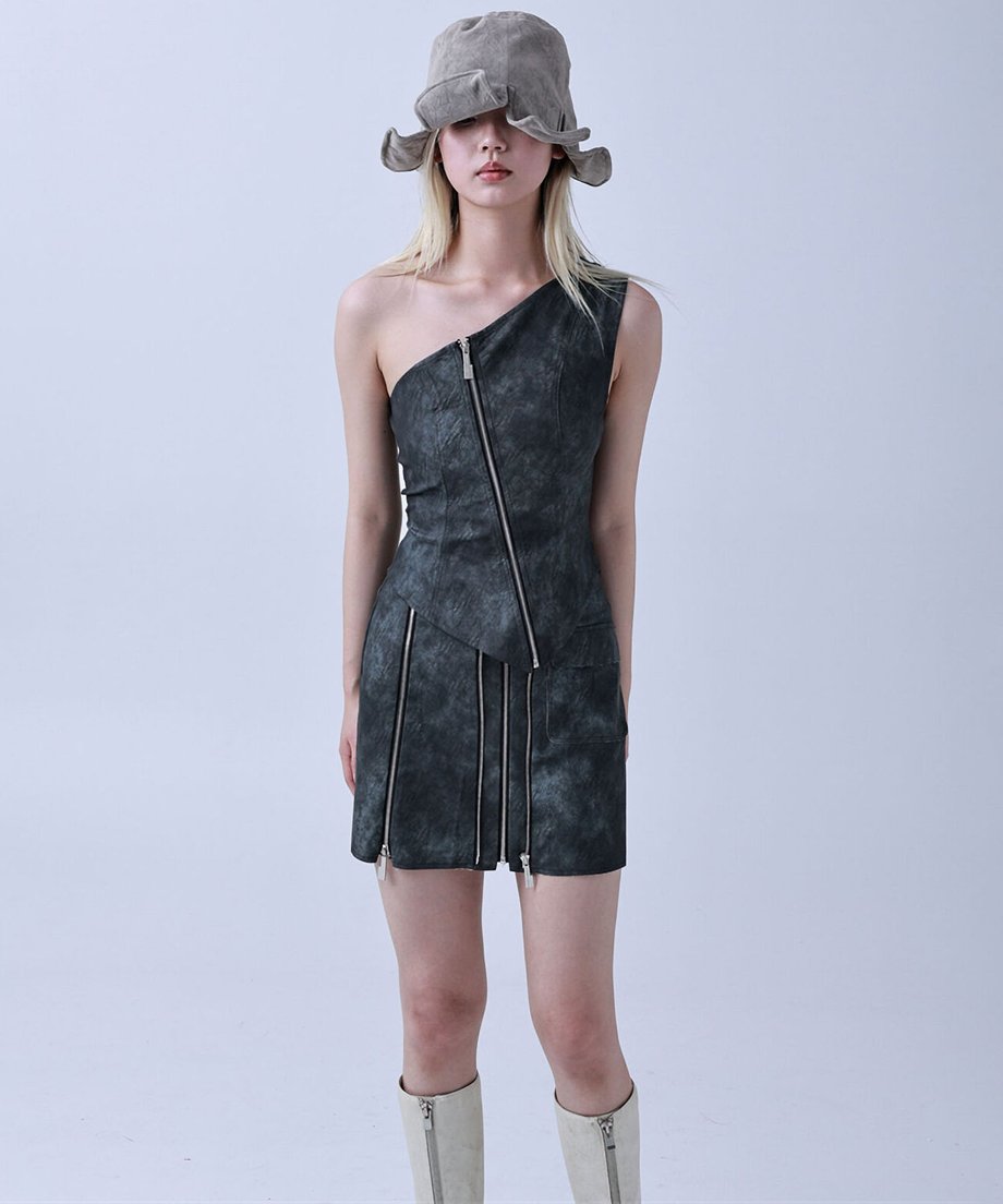 Roll Up Tulip Hat