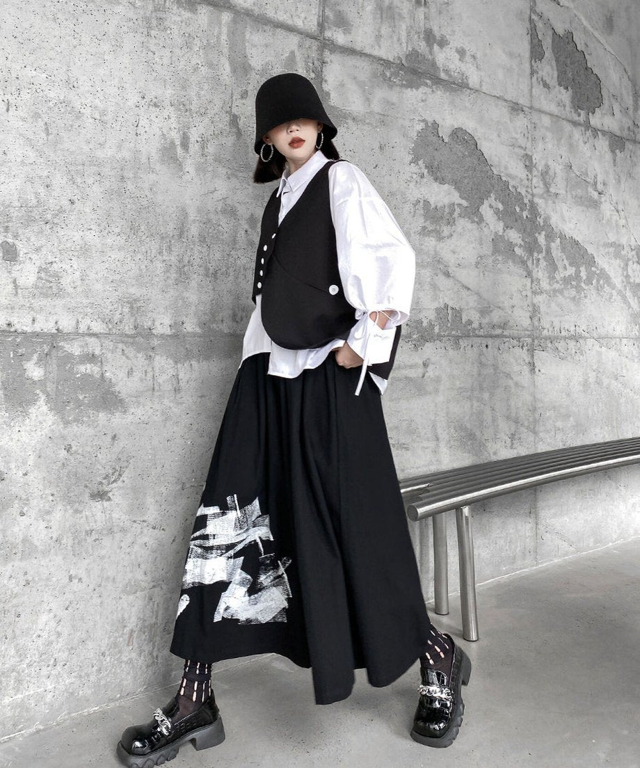 Angle Button Vest