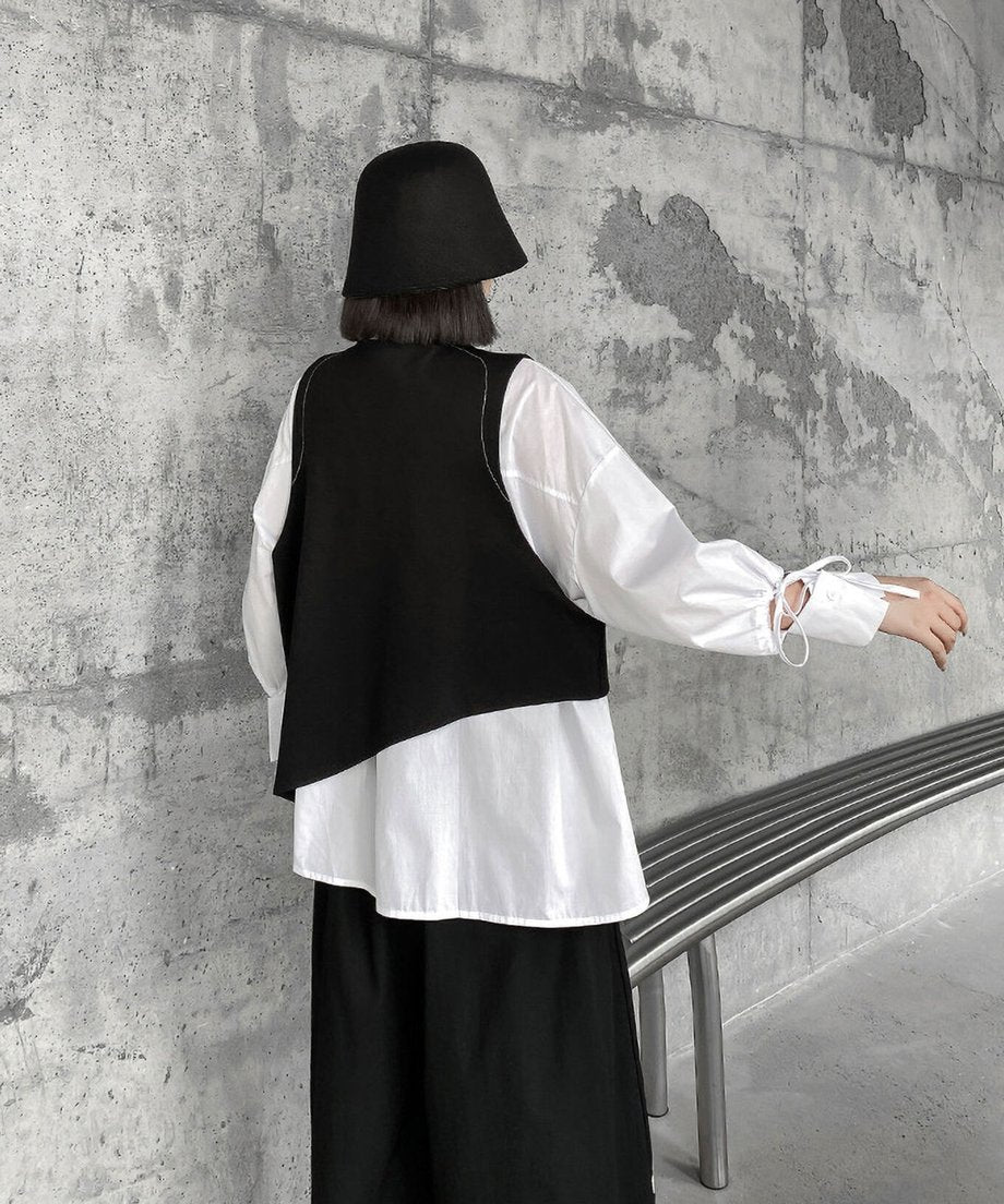 Angle Button Vest