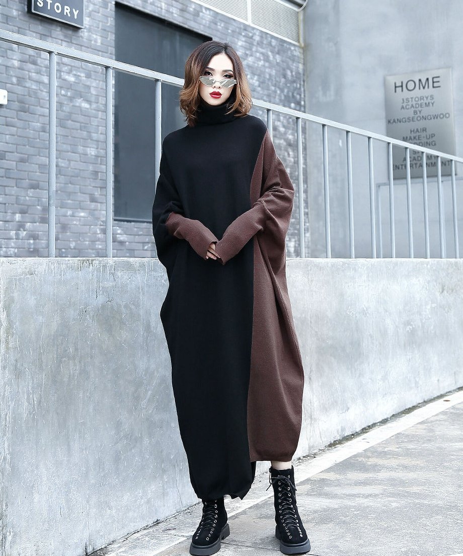Bicolor Batwing Knit Dress