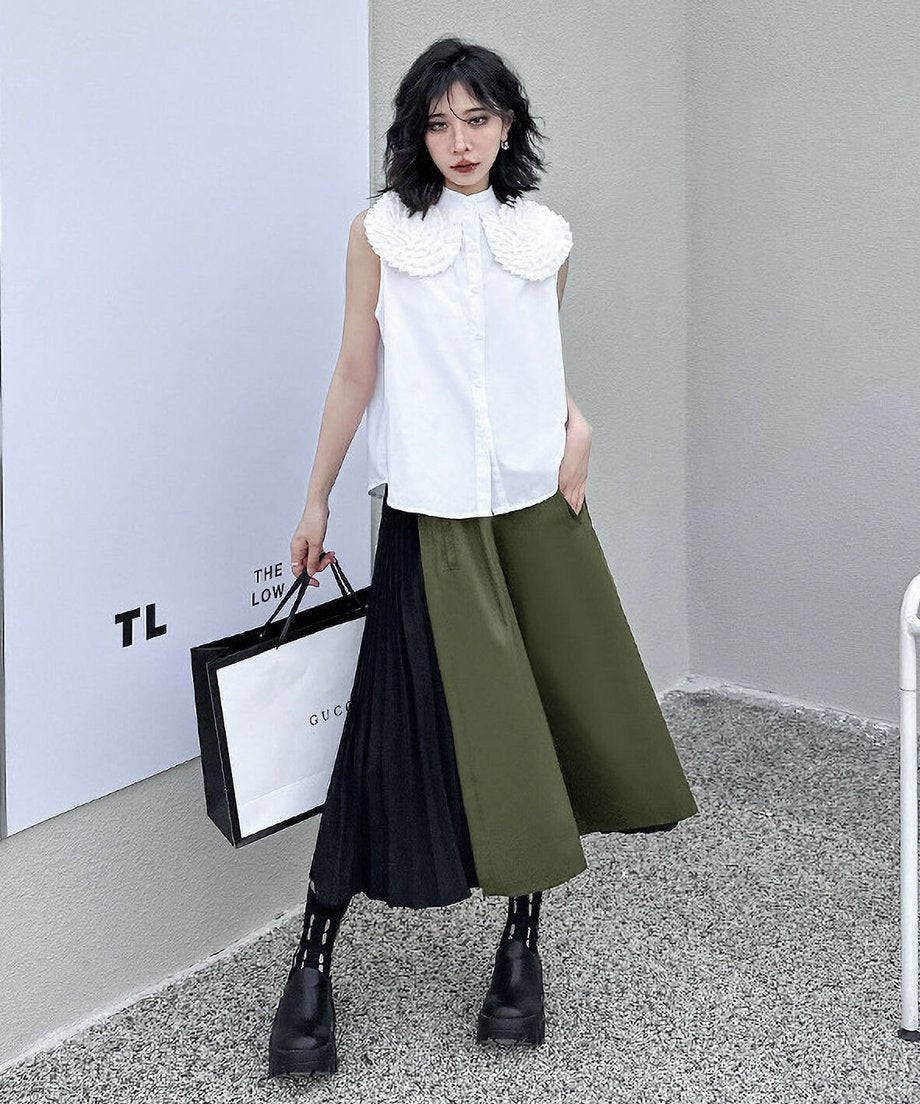 Side Pleat Wide Pants