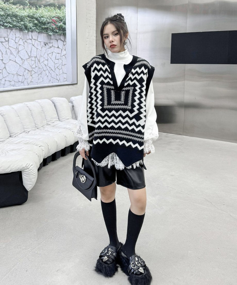 Neck Slit Vest