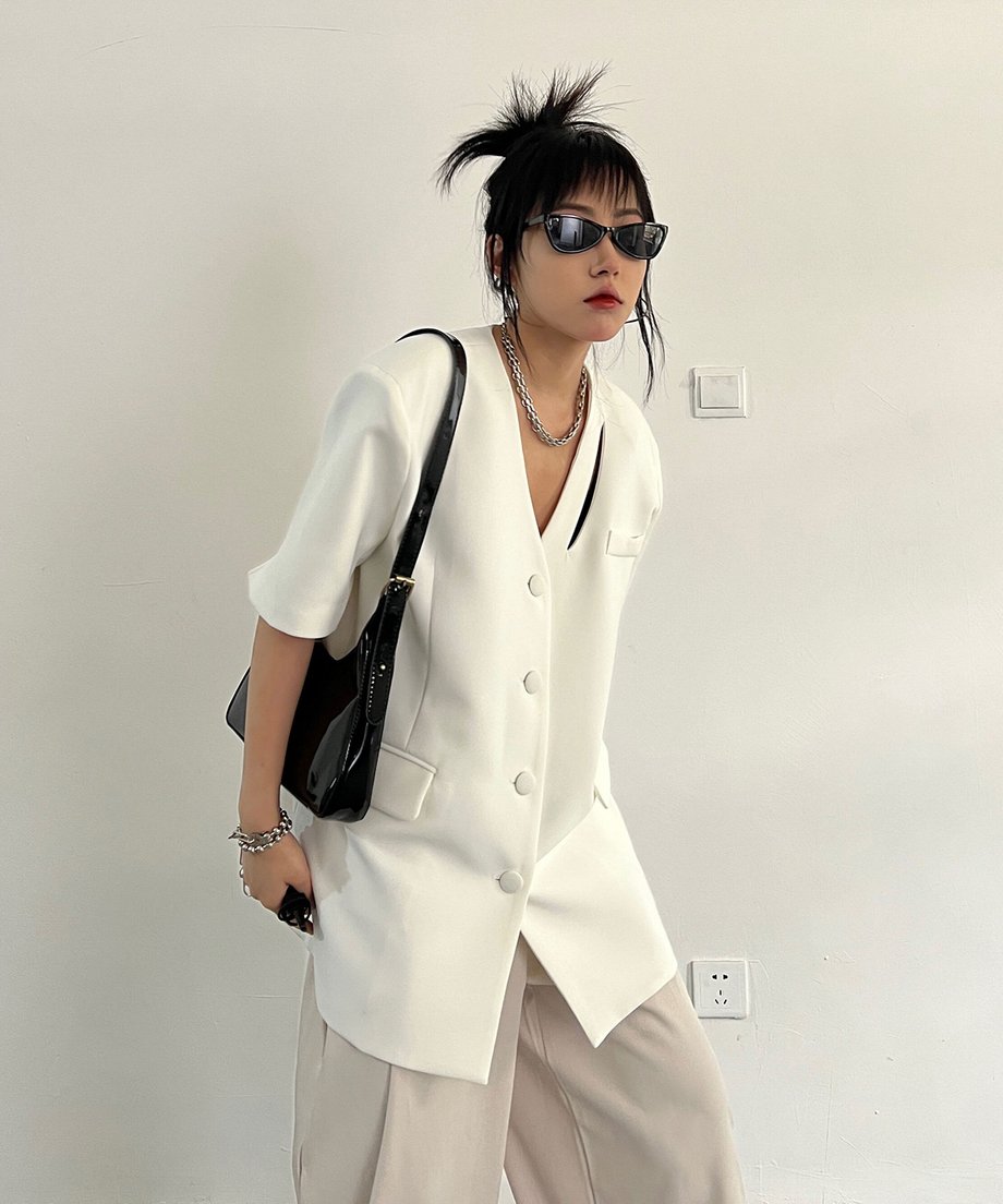 V-neck Short-sleeve Jacket