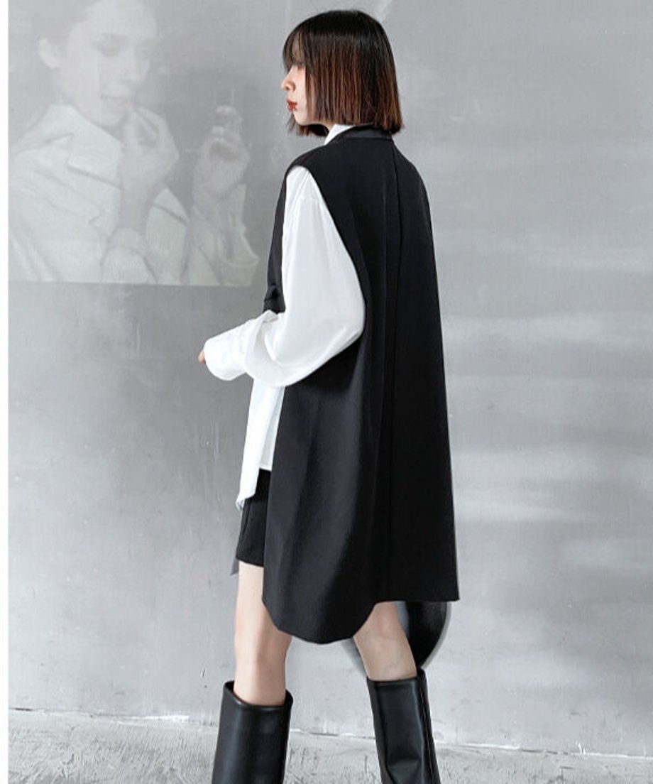 mirror naccino vest