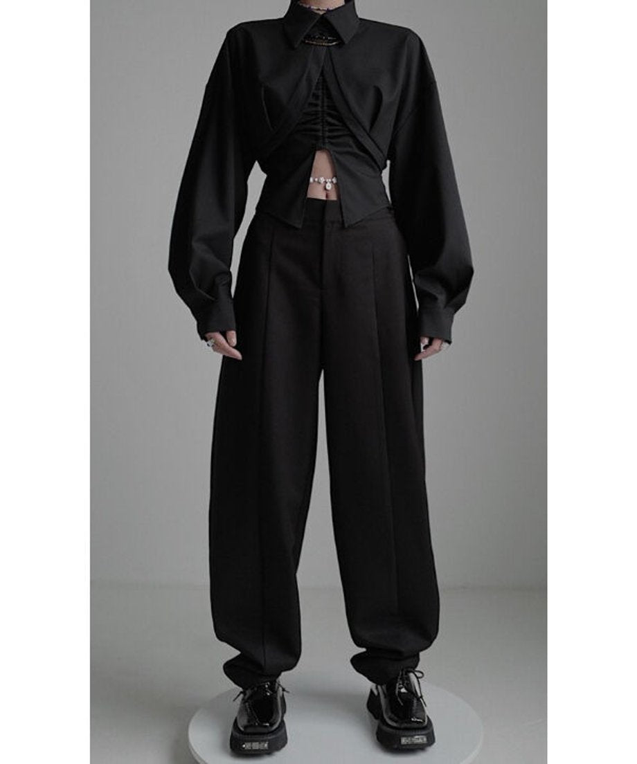 Round Tail Cropped Blouse