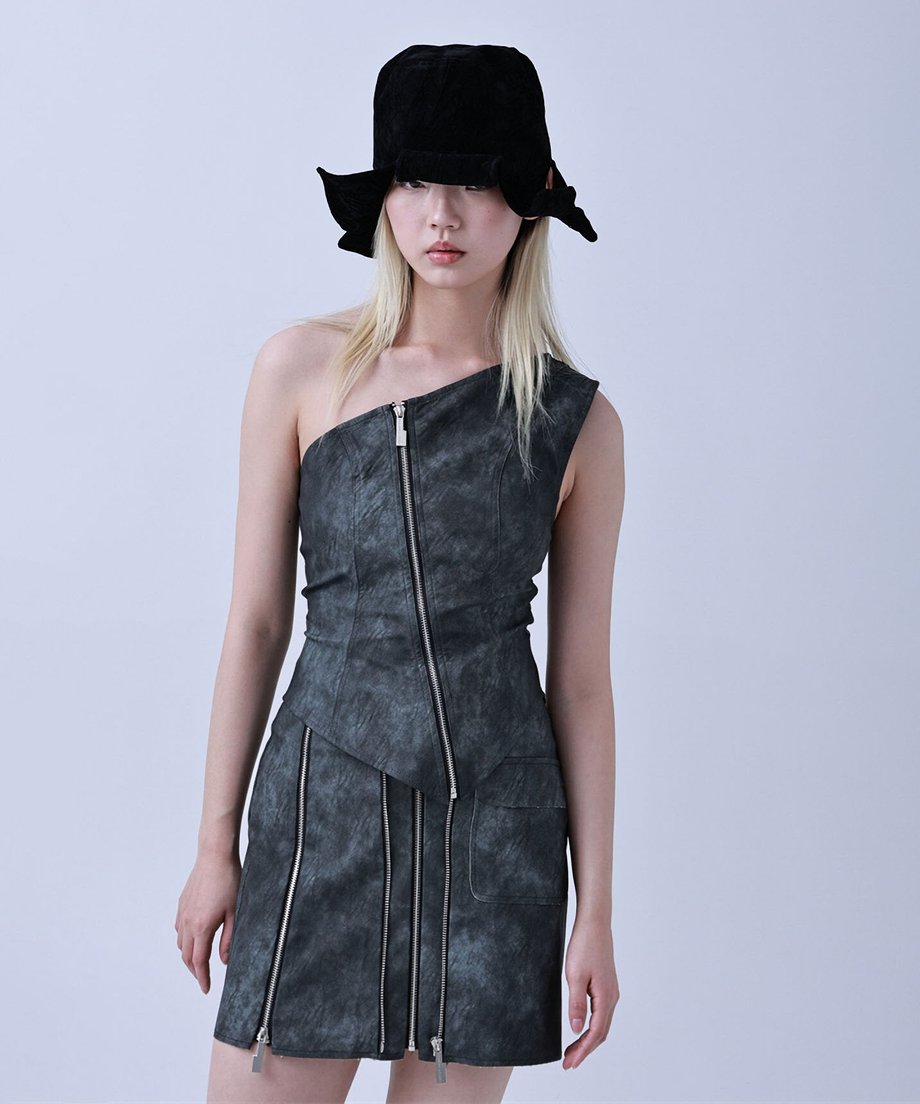 Roll Up Tulip Hat