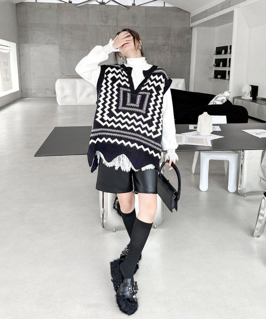 Neck Slit Vest