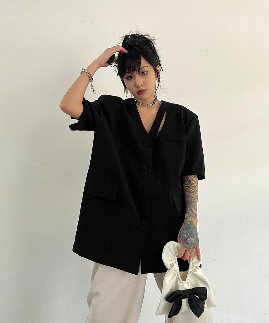 V-neck Short-sleeve Jacket