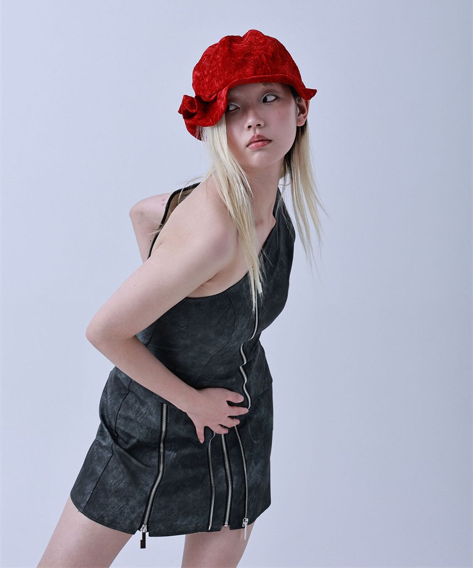 Velvet Wave Ribbon Hat