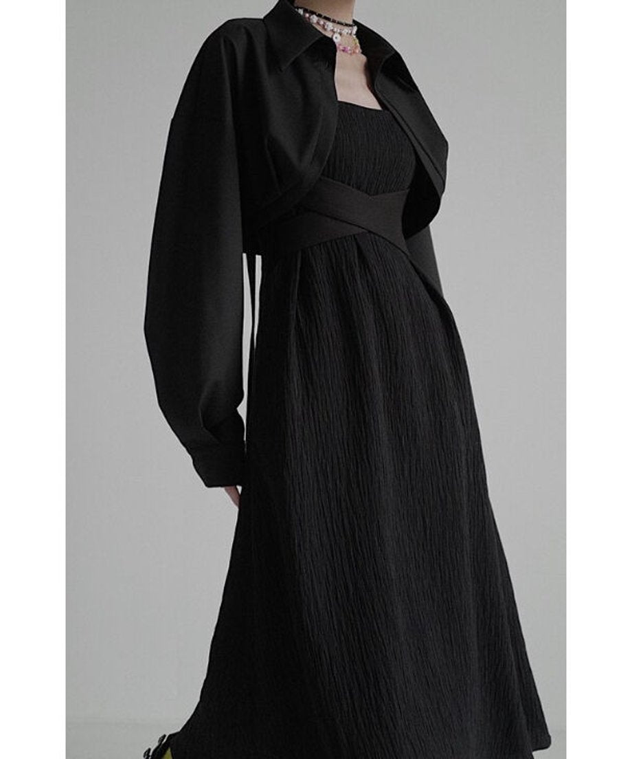 Round Tail Cropped Blouse