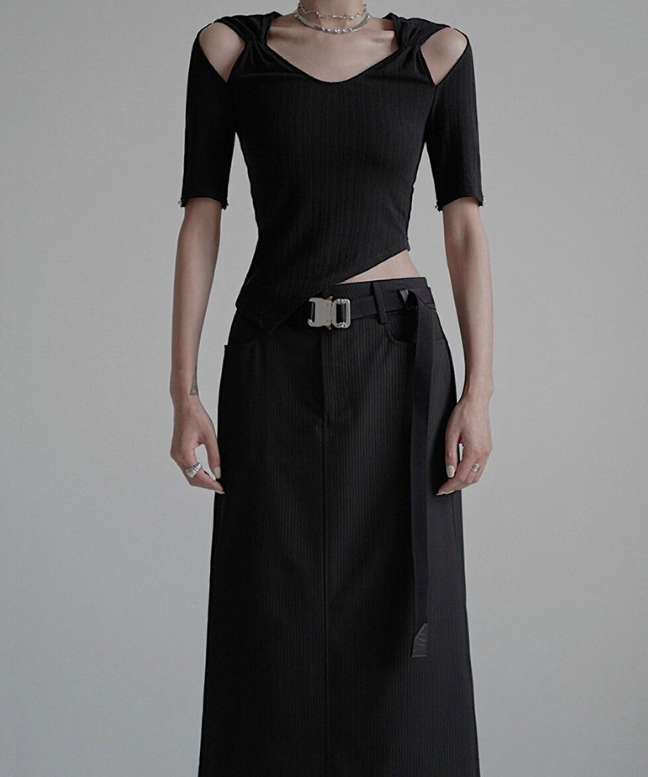 Cut-out Asymmetry Top