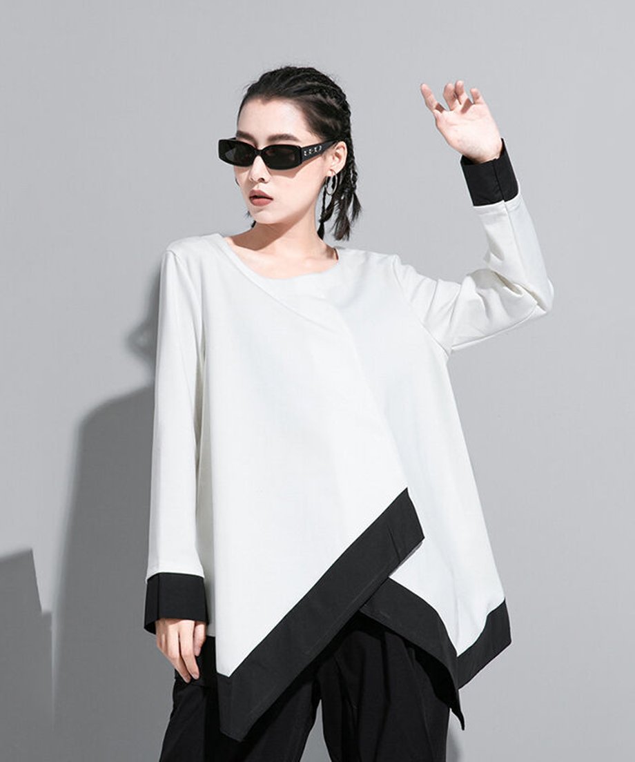 Monoline Drape Top