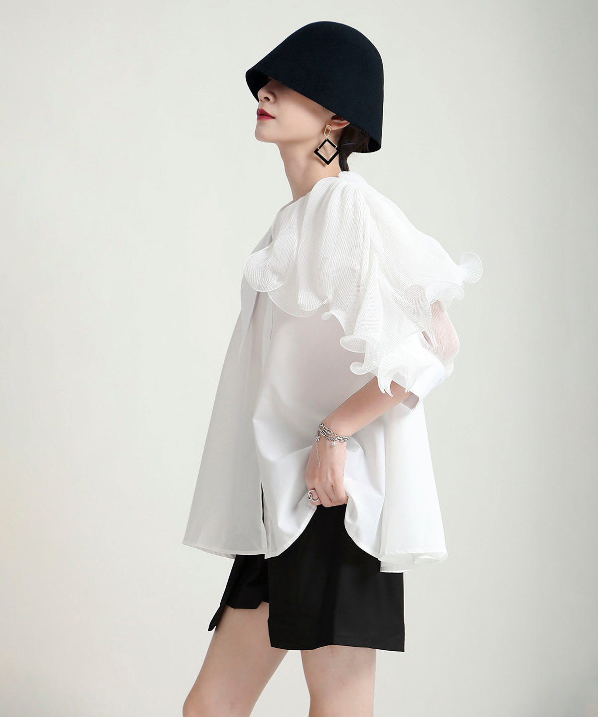 Ruffle Pleated Short Blouse