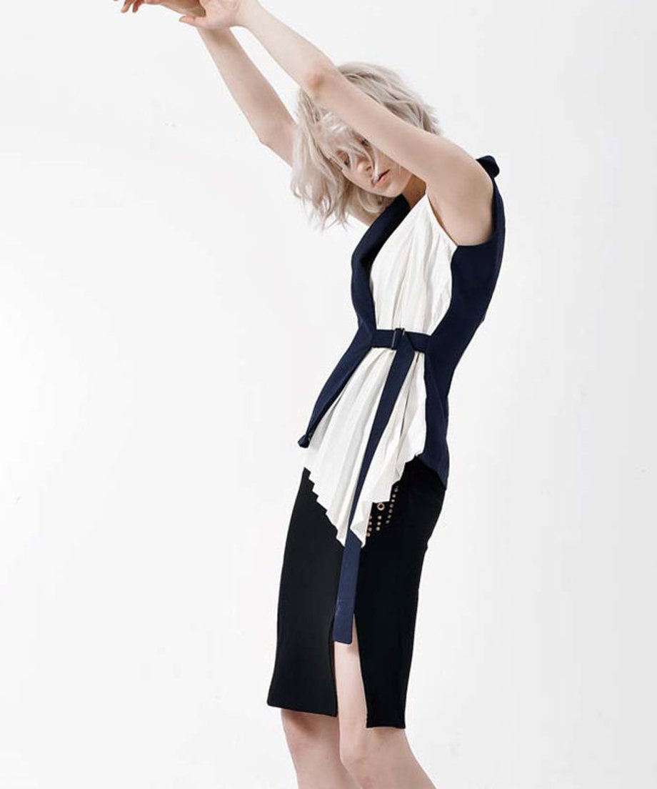 Layered Pleats Tailored Vest Top