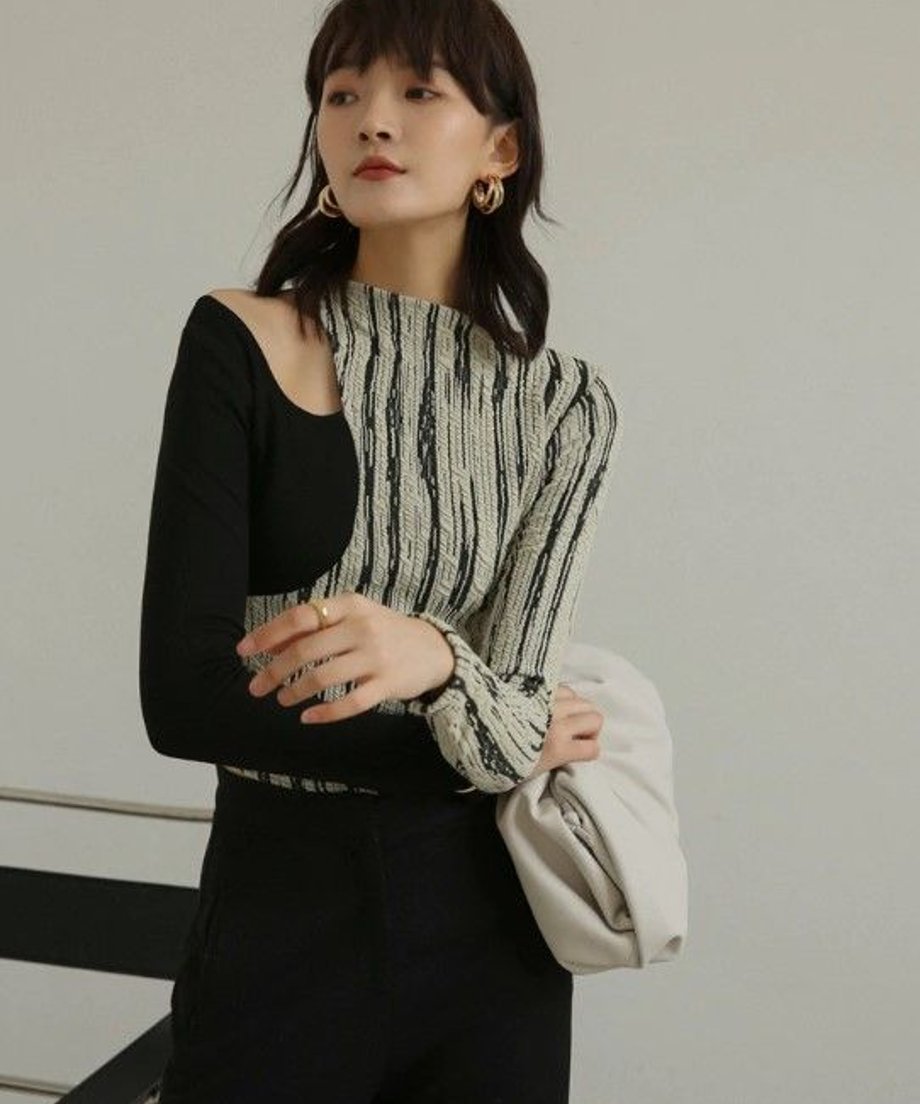 Cutout Layered Top