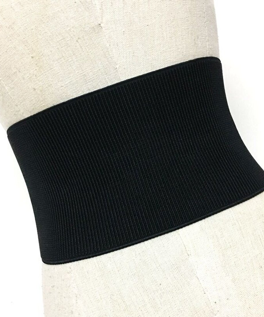 Eyelet Zip Rib Belt