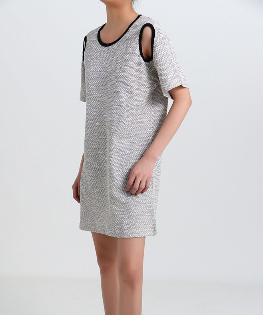 Cutout Shoulder Relax Top