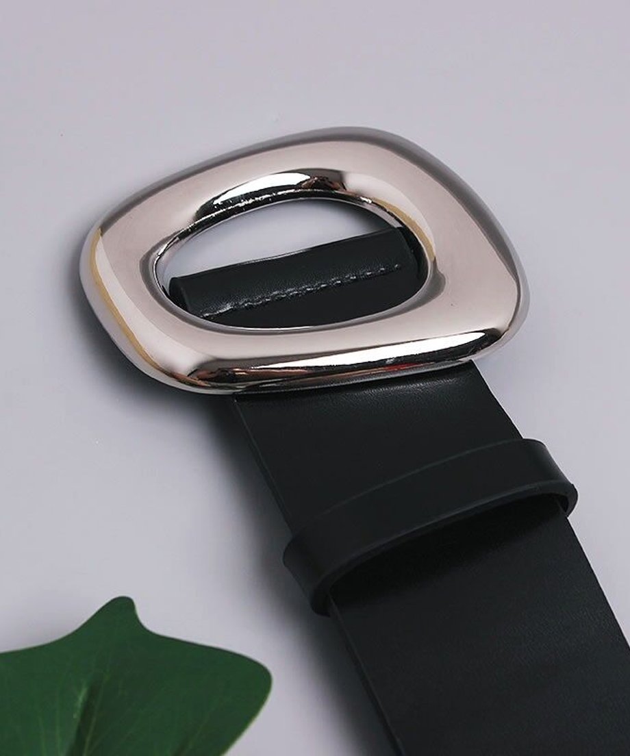 Bold Oval Metallic Buckle Wide Belt