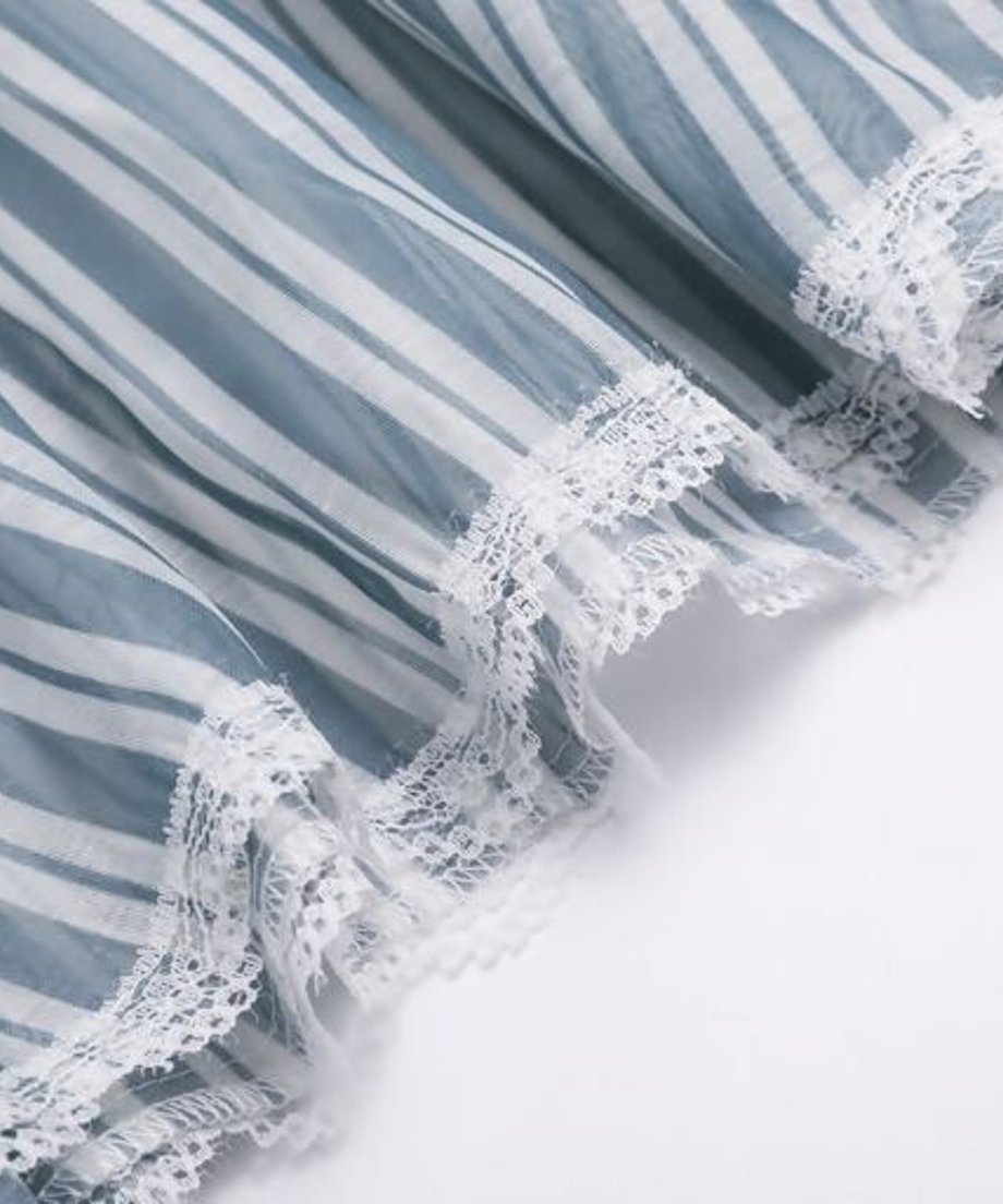 Ruffle Off-shoulder Blouse